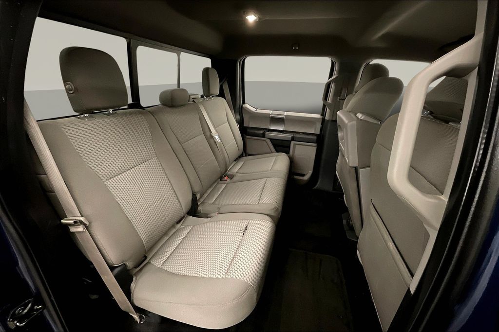 2017 Ford F-150 XLT photo 27