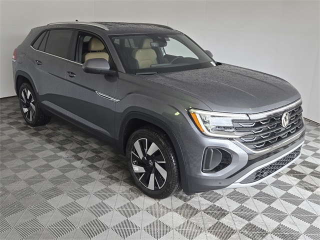 2025 Volkswagen Atlas Cross Sport SE Technology photo 2