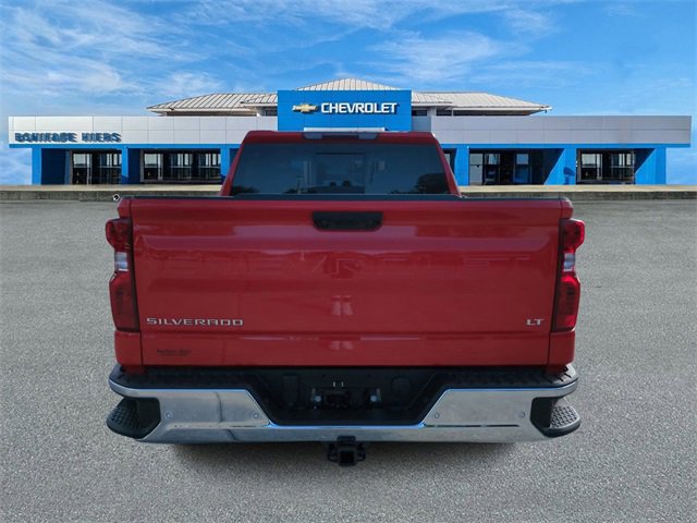 2025 Chevrolet Silverado 1500 LT photo 4