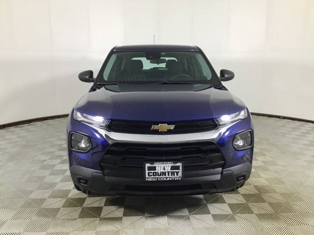 2022 Chevrolet Trailblazer LS photo 2