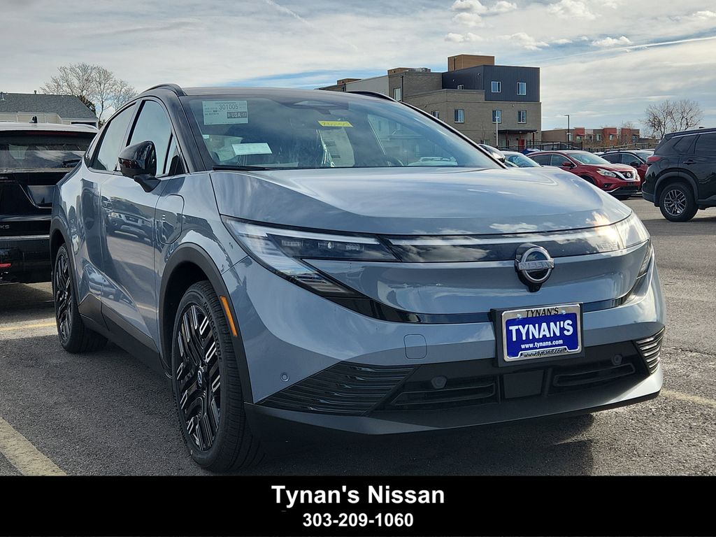 2026 Nissan LEAF Platinum+'s photo