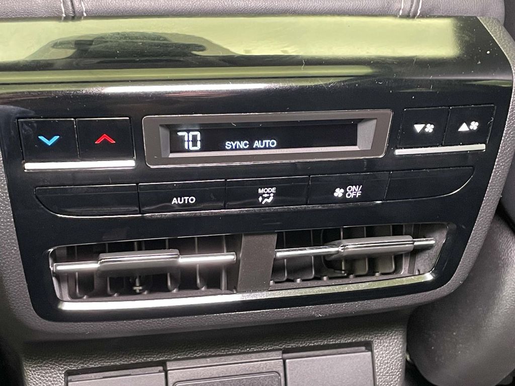 2022 Acura MDX Technology photo 26