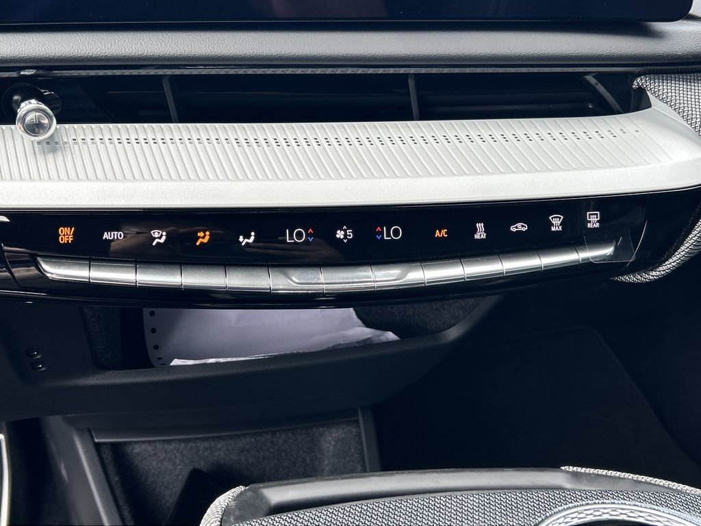 2025 Cadillac Optiq Sport photo 24
