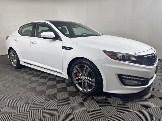 2013 Kia Optima SX's photo