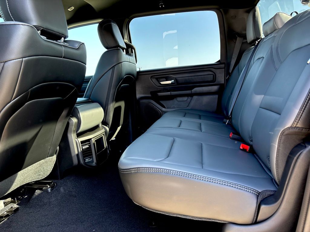 2026 Ram 1500 Tradesman photo 9