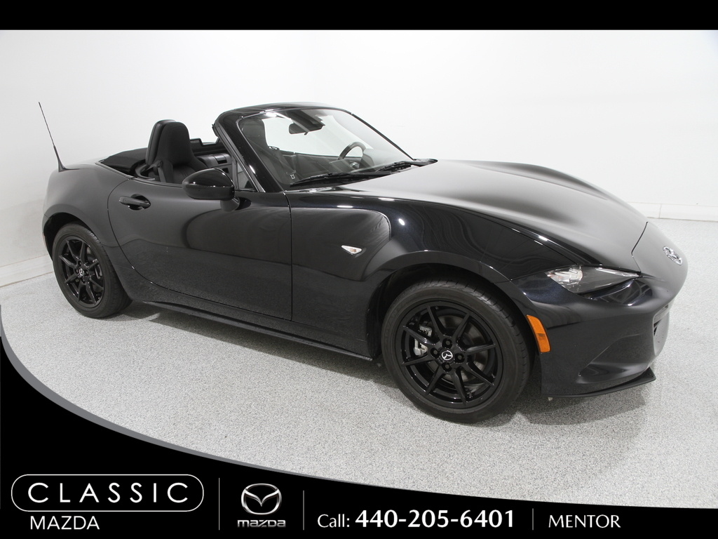 2021 Mazda MX-5 Miata Sport's photo