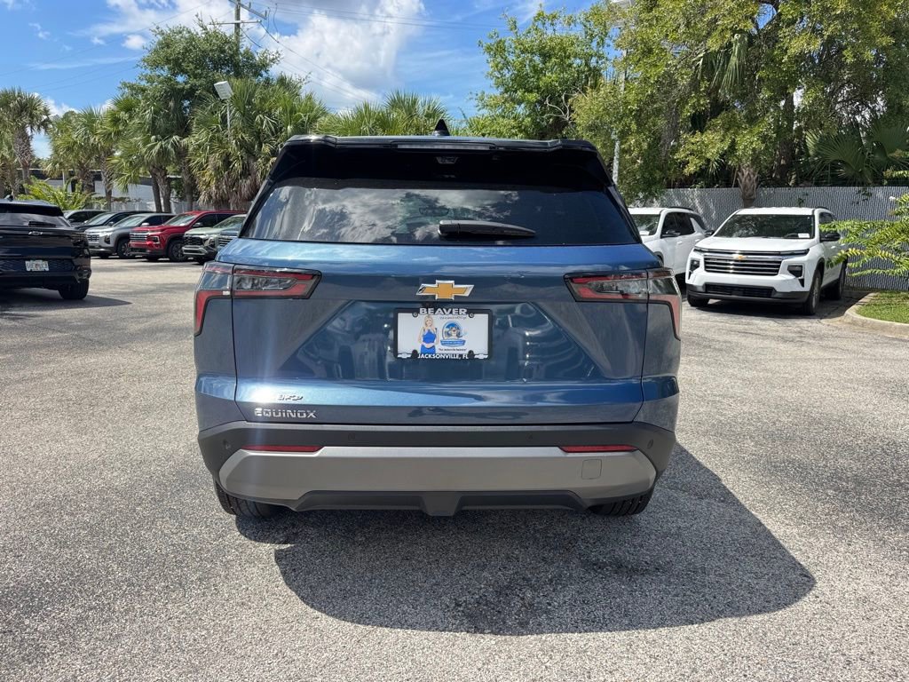 2026 Chevrolet Equinox LT photo 5