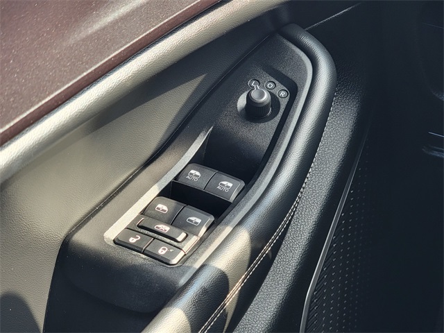2022 Jeep Grand Cherokee Altitude photo 25