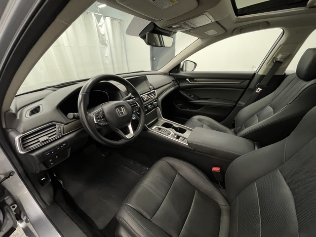 2019 Honda Accord Hybrid Touring photo 8