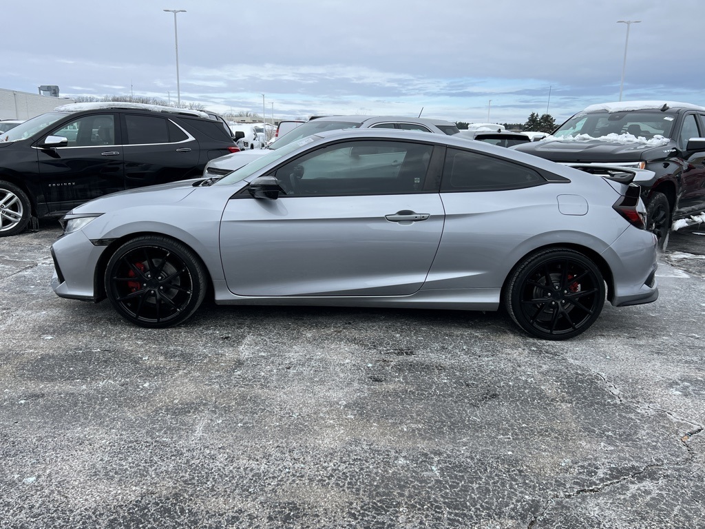 2017 Honda Civic Si photo 2