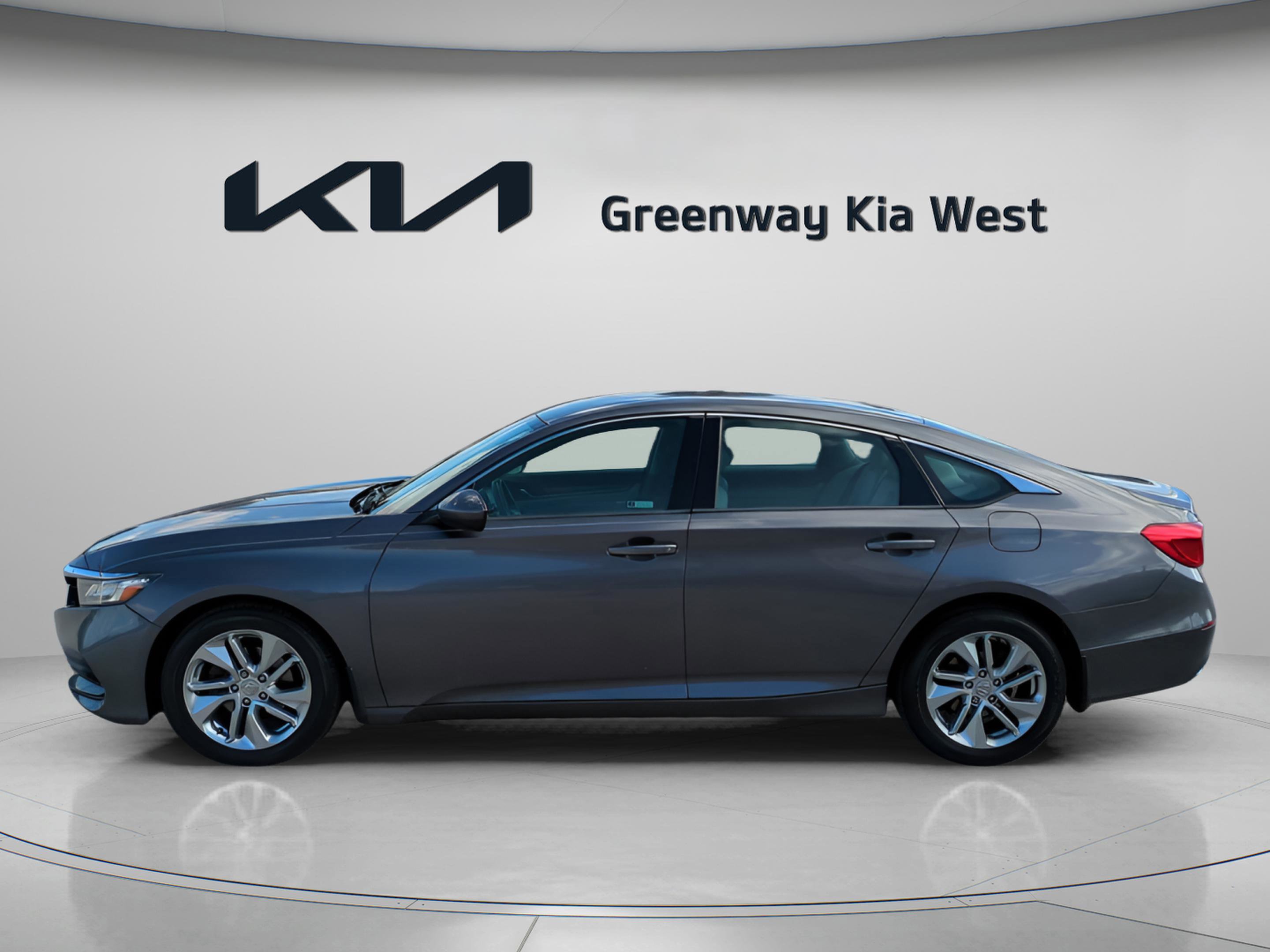 2018 Honda Accord LX photo 3