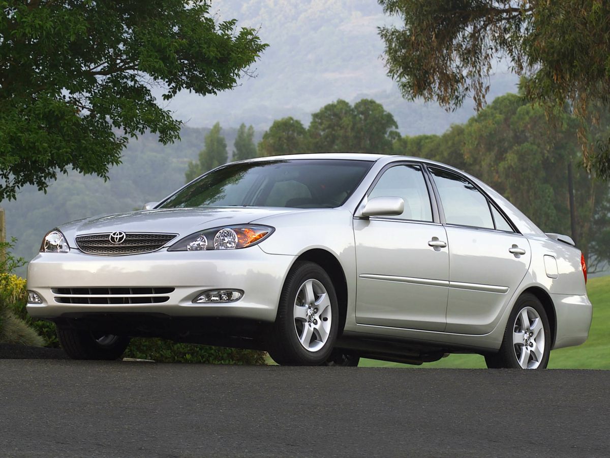2005 Toyota Camry LE's photo