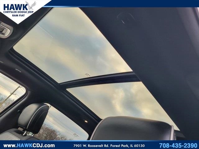 2025 RAM 1500 - Image 10