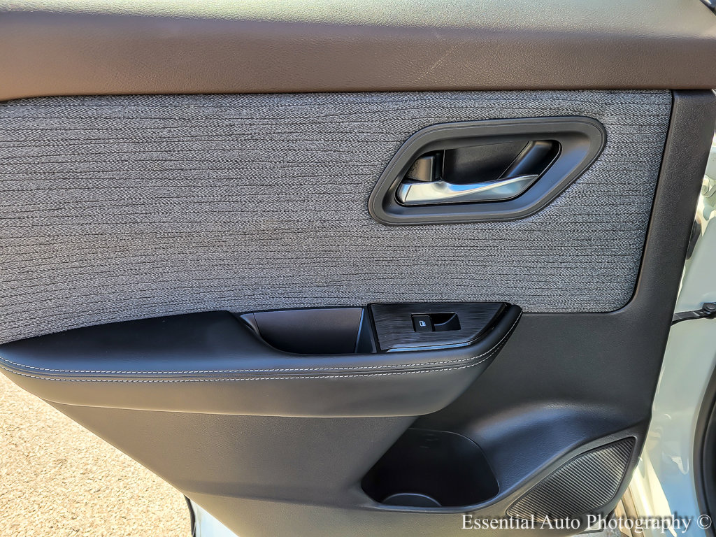 2023 NISSAN ROGUE - Image 17