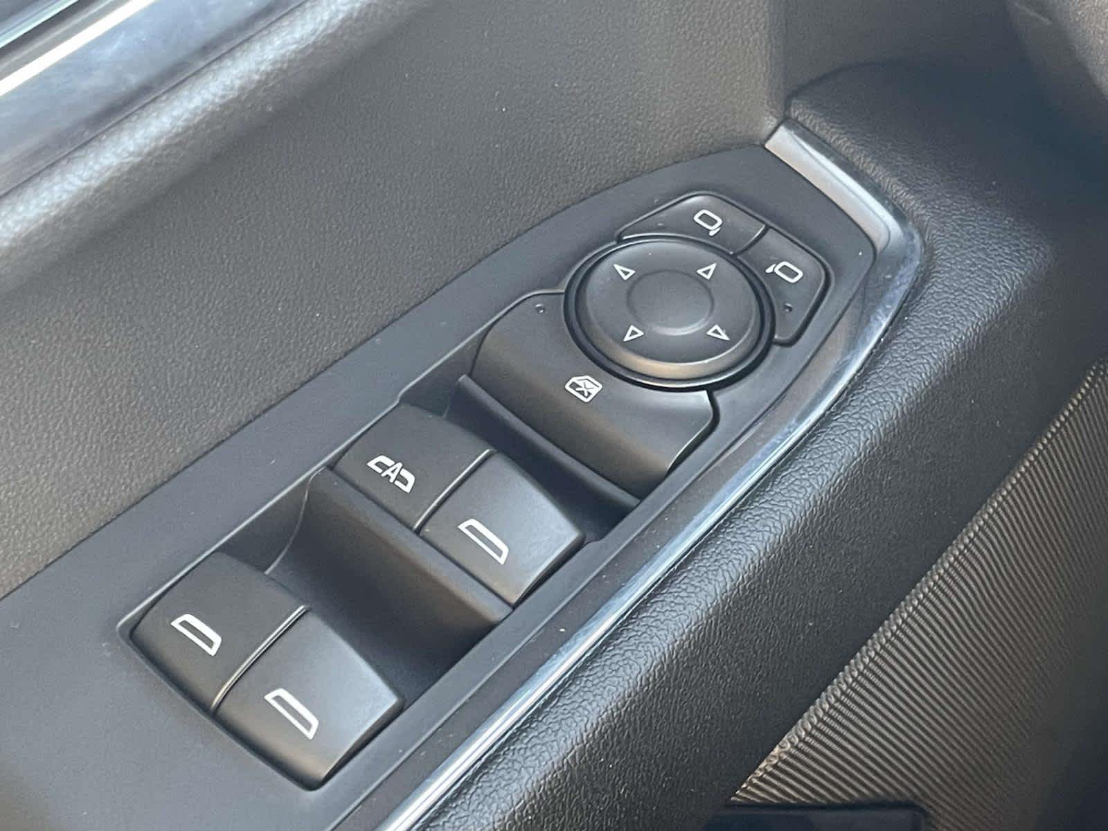 2024 Chevrolet Silverado 1500 LT photo 21