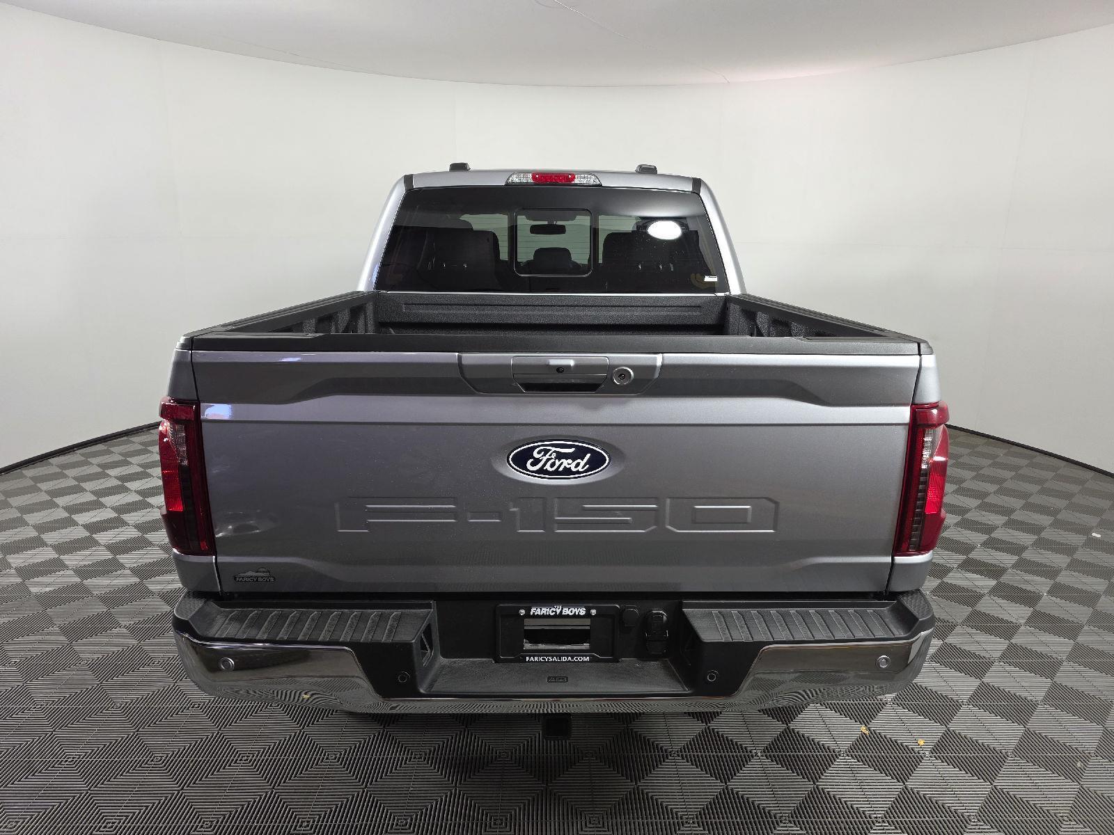 2025 Ford F-150 XLT photo 3