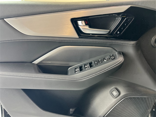 2026 Acura MDX SH-AWD Technology photo 11
