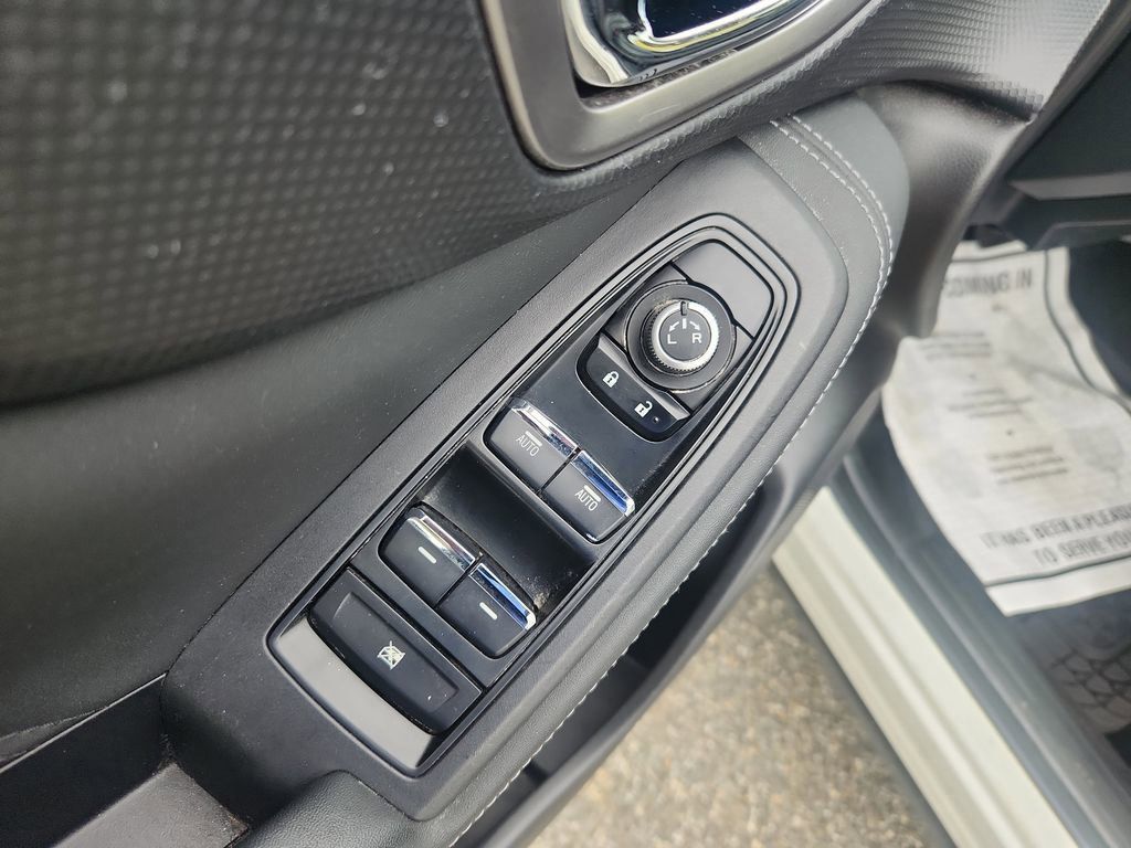 2019 Subaru Forester Limited photo 12