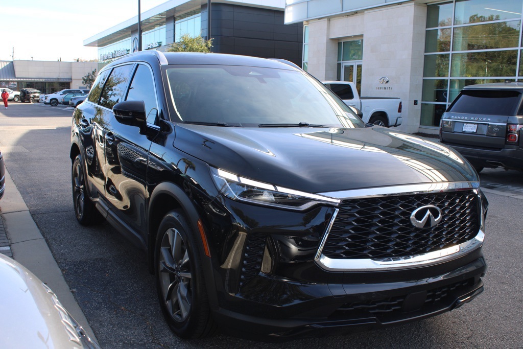 2025 Infiniti QX60 Luxe AWD photo 3