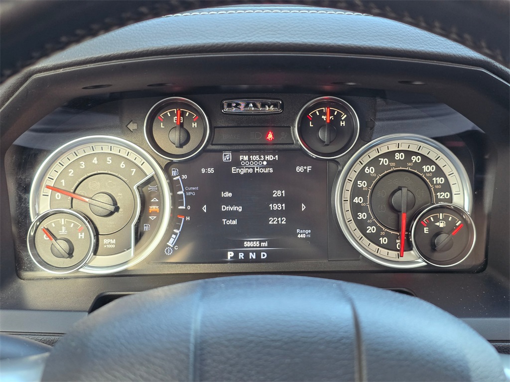 2015 Ram 1500 Laramie photo 12