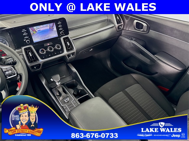 2021 Kia Sorento LX photo 18