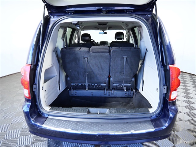2012 Dodge Grand Caravan SE photo 9