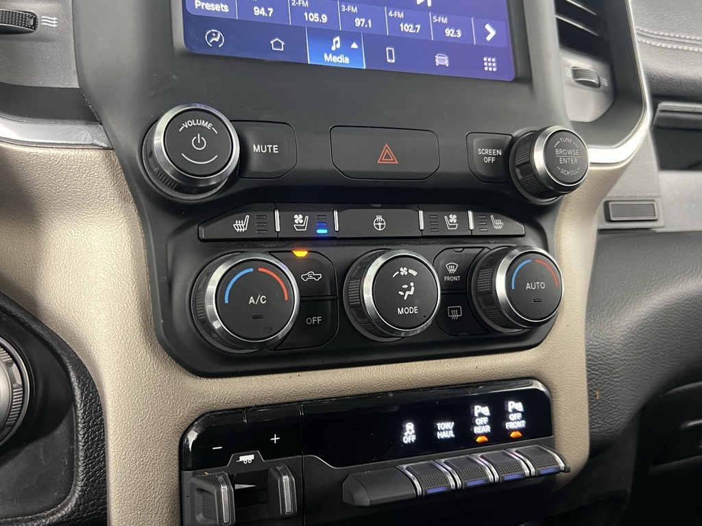 2022 Ram 1500 Laramie photo 9