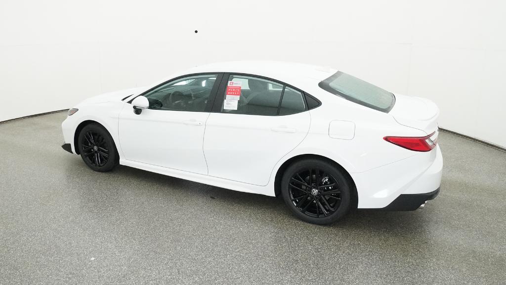2026 Toyota Camry SE photo 11