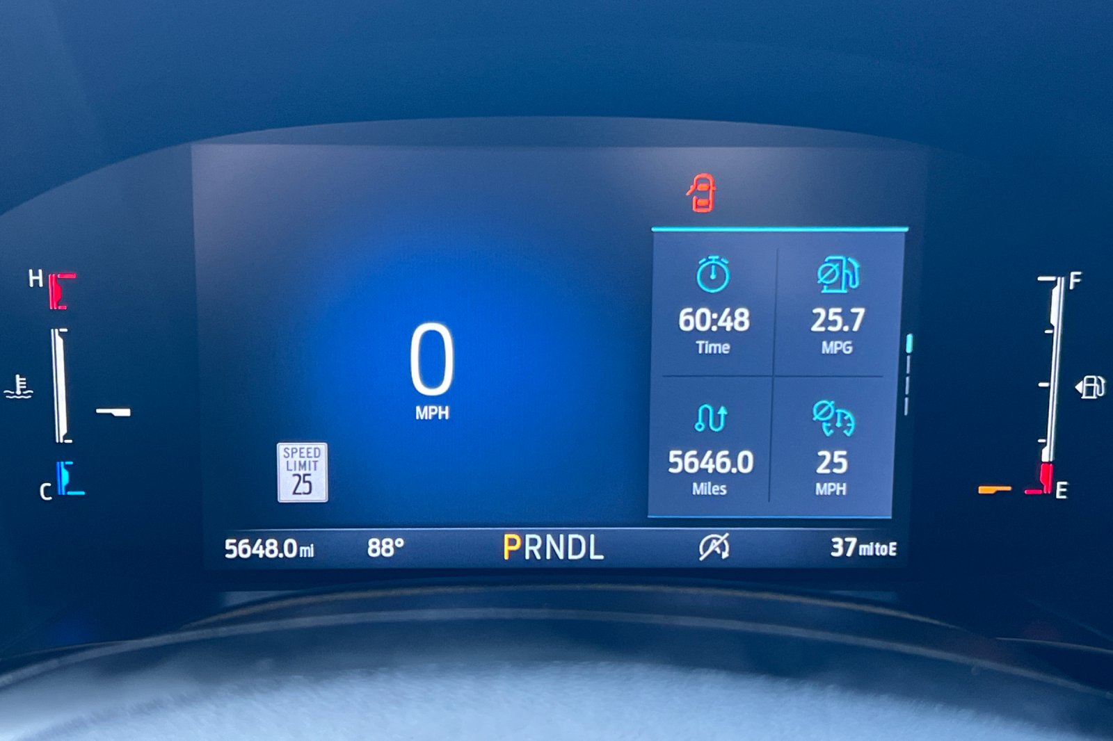 2025 Ford Escape ST-Line photo 27