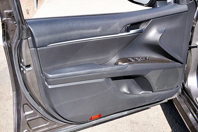 2023 Toyota Camry LE photo 21