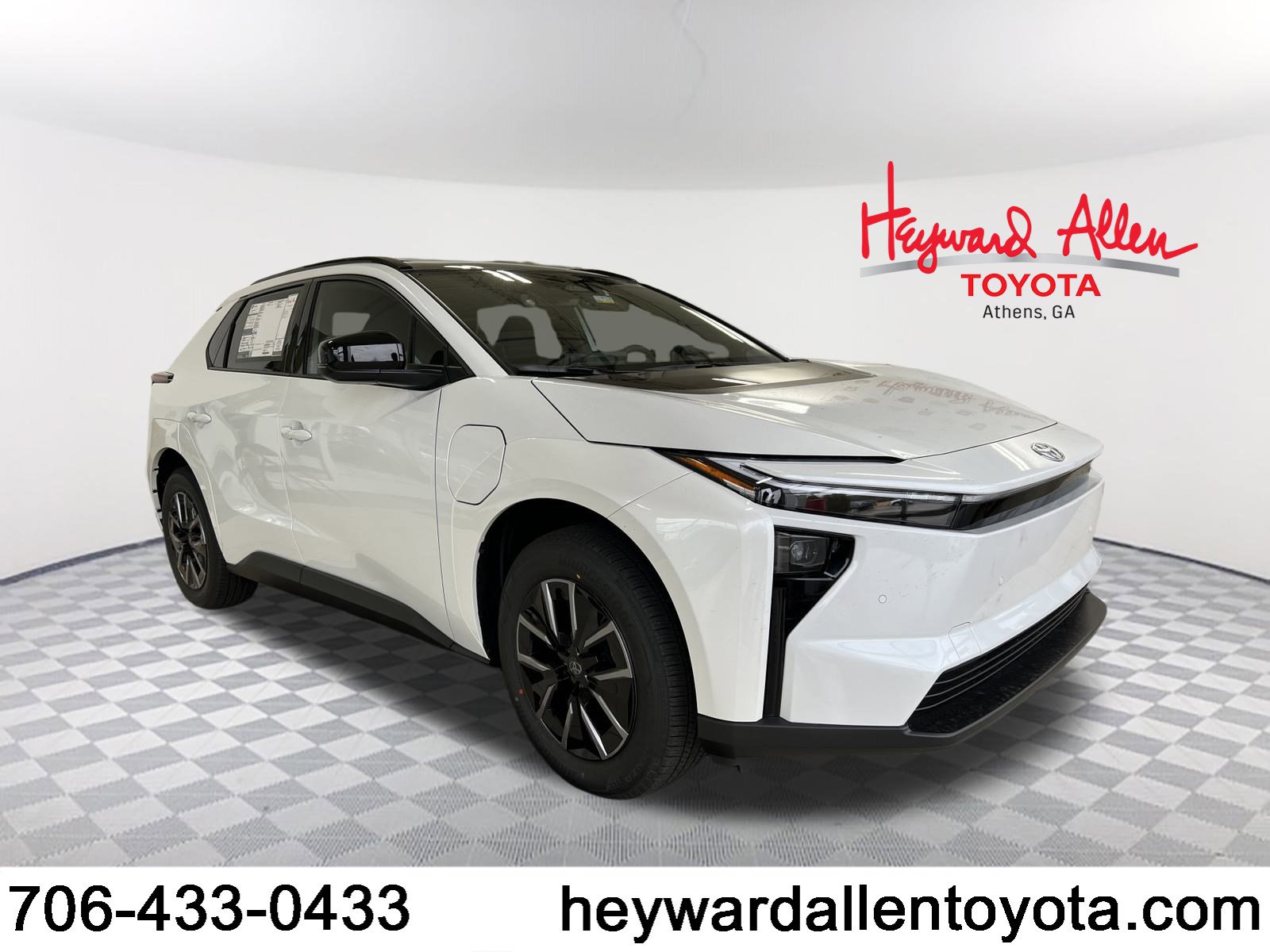 2026 Toyota bZ XLE's photo