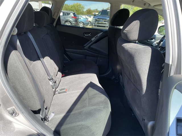 2011 Nissan Murano S photo 13