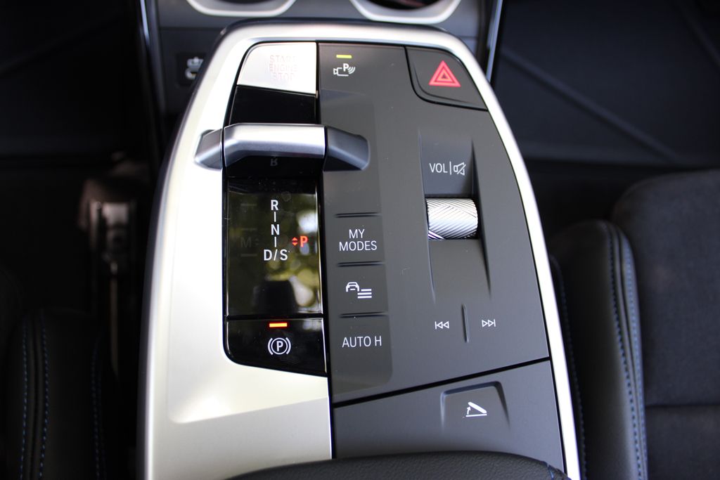 2025 Bmw X1 M35i photo 29