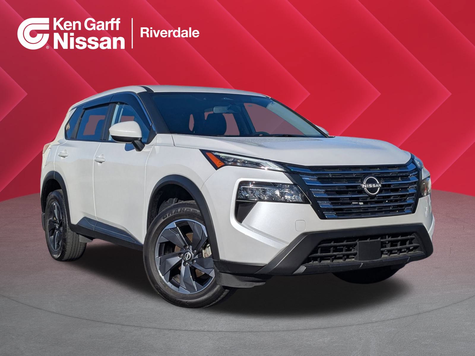 2024 Nissan Rogue SV's photo