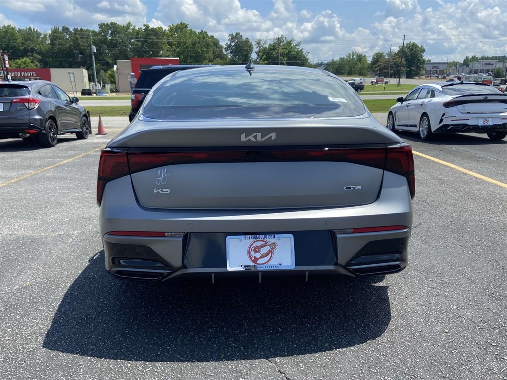 2025 Kia K5 GT-Line photo 3