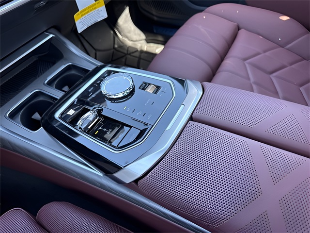 2025 Bmw 750e 750e xDrive photo 19