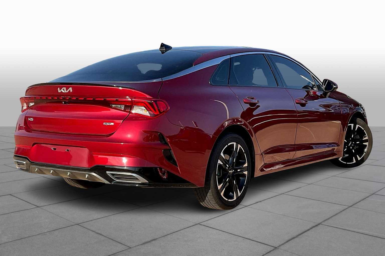 2023 Kia K5 GT-Line photo 11