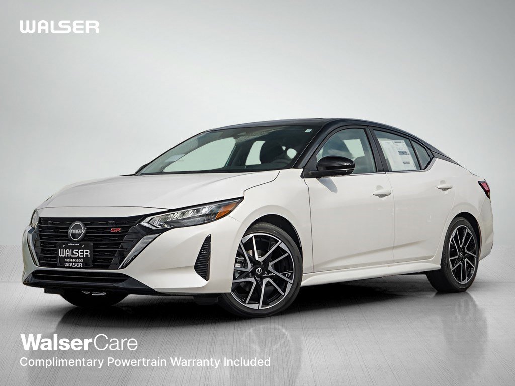 2025 Nissan Sentra SR's photo