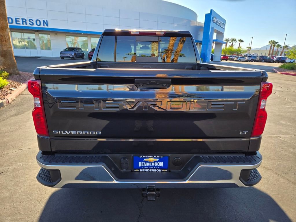 2023 Chevrolet Silverado 1500 LT photo 5