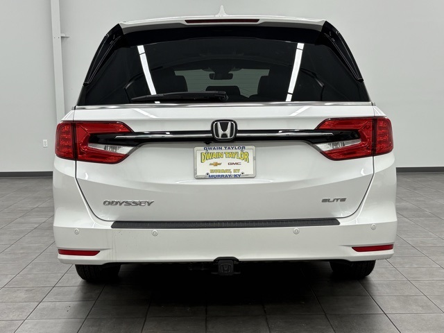 2024 Honda Odyssey Elite photo 3