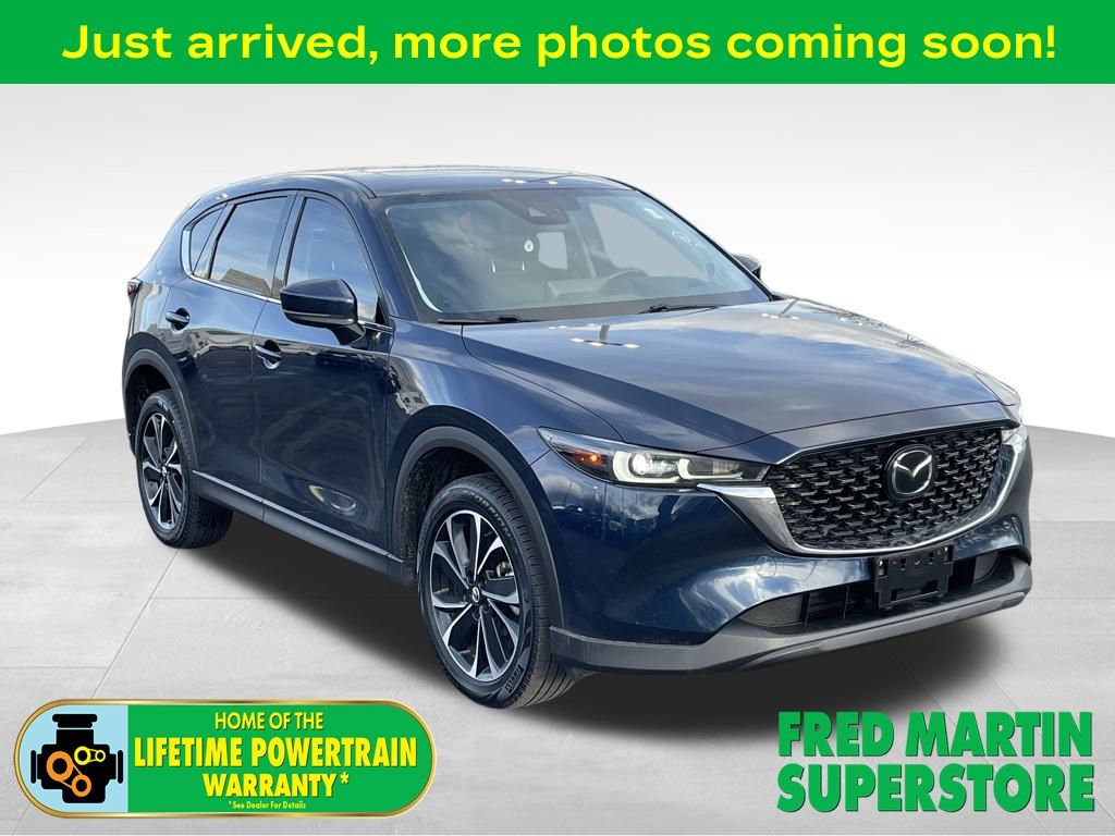 2022 Mazda CX-5 S Premium Plus package's photo