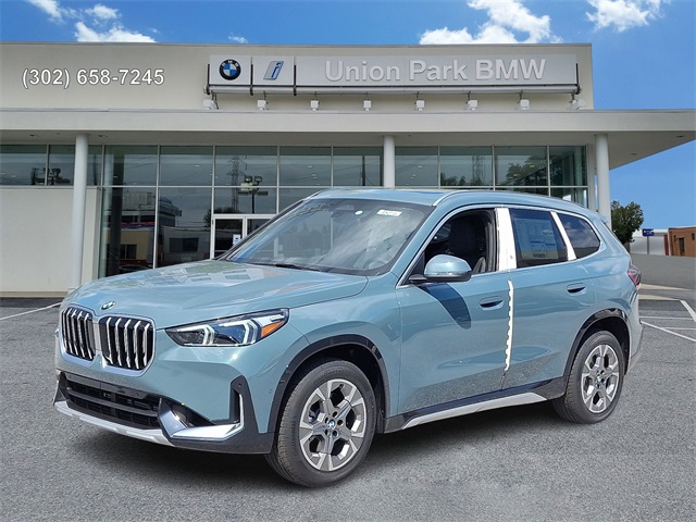 2026 BMW X1 28i's photo