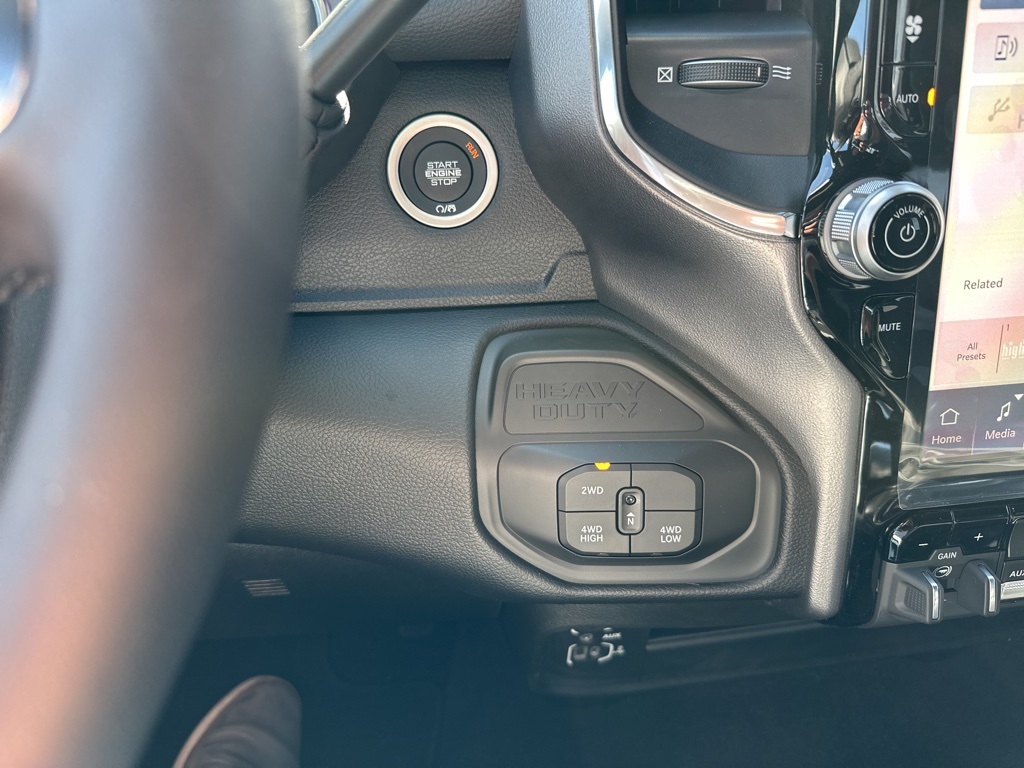 2025 Ram 2500 Laramie photo 23