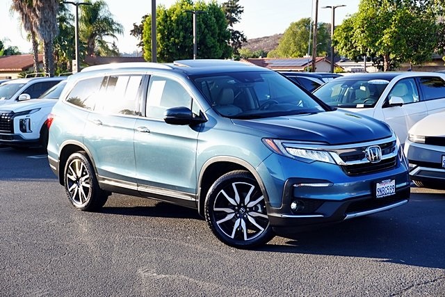 Used 2022 Blue Honda Touring image 2