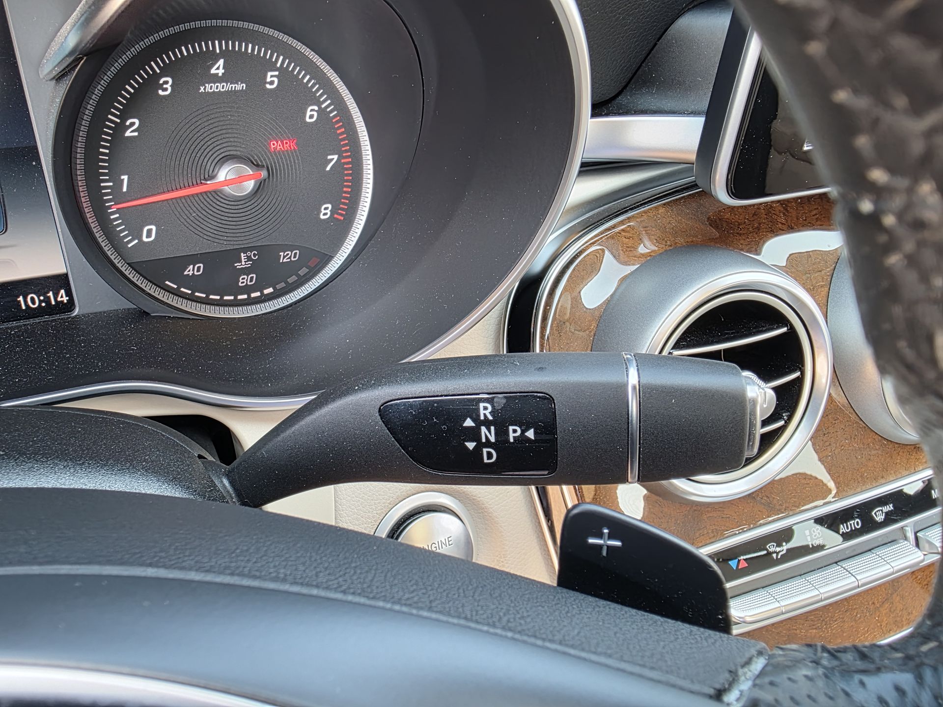 2016 Mercedes Benz C 300 photo 15