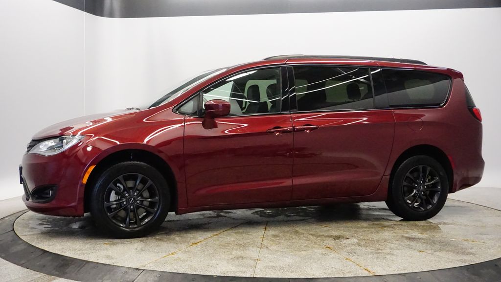 Used 2020 Chrysler Pacifica AWD LAUNCH EDITION with VIN 2C4RC3BGXLR263813 for sale in Coon Rapids, Minnesota