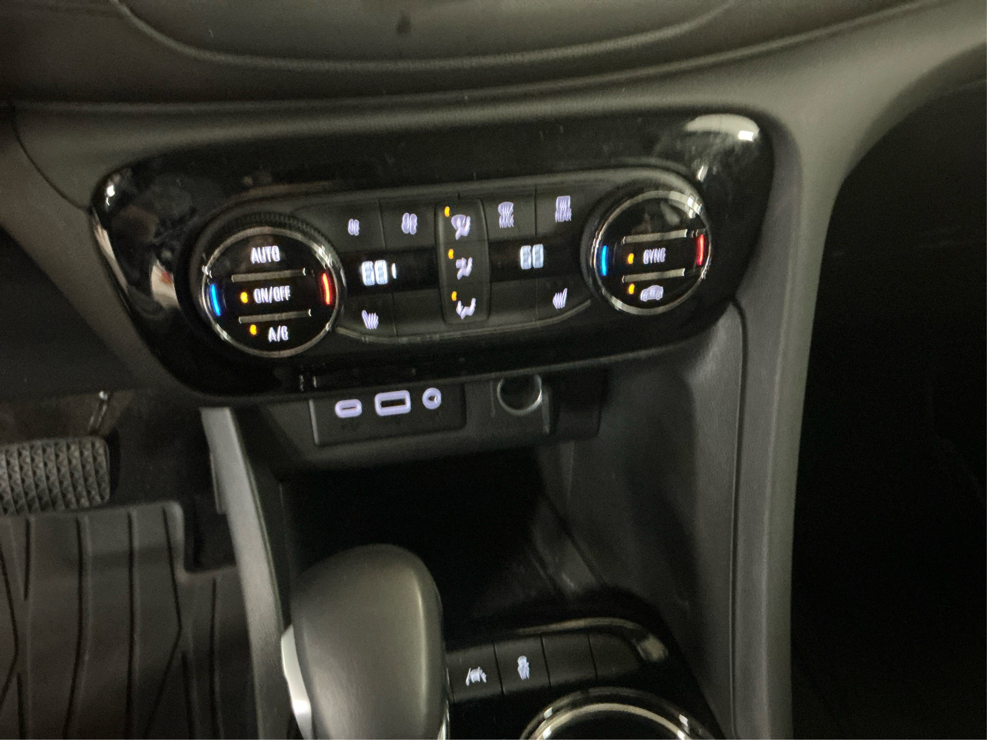 2023 Buick Encore GX Essence photo 14
