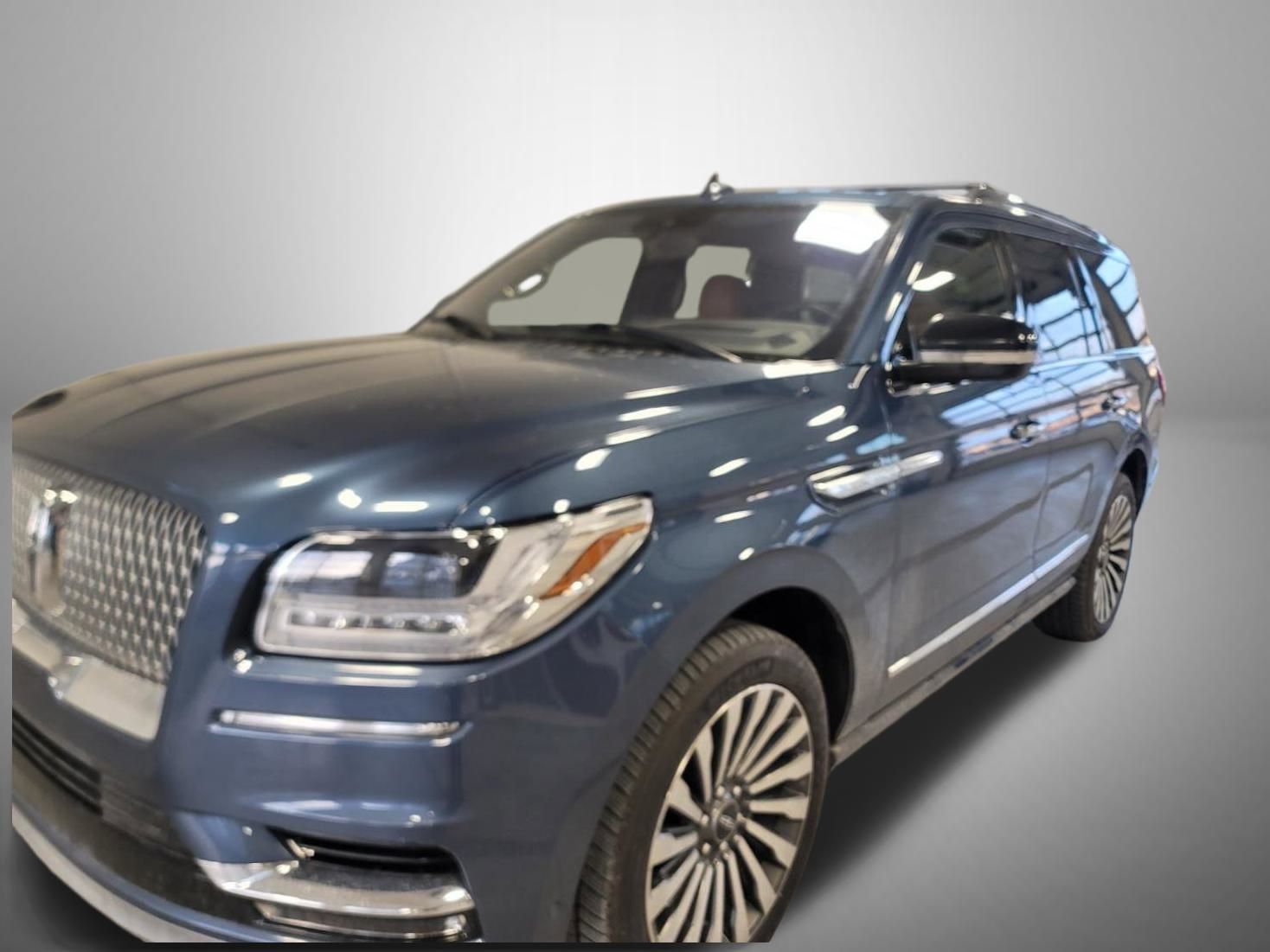 2019 Lincoln Navigator Reserve's photo