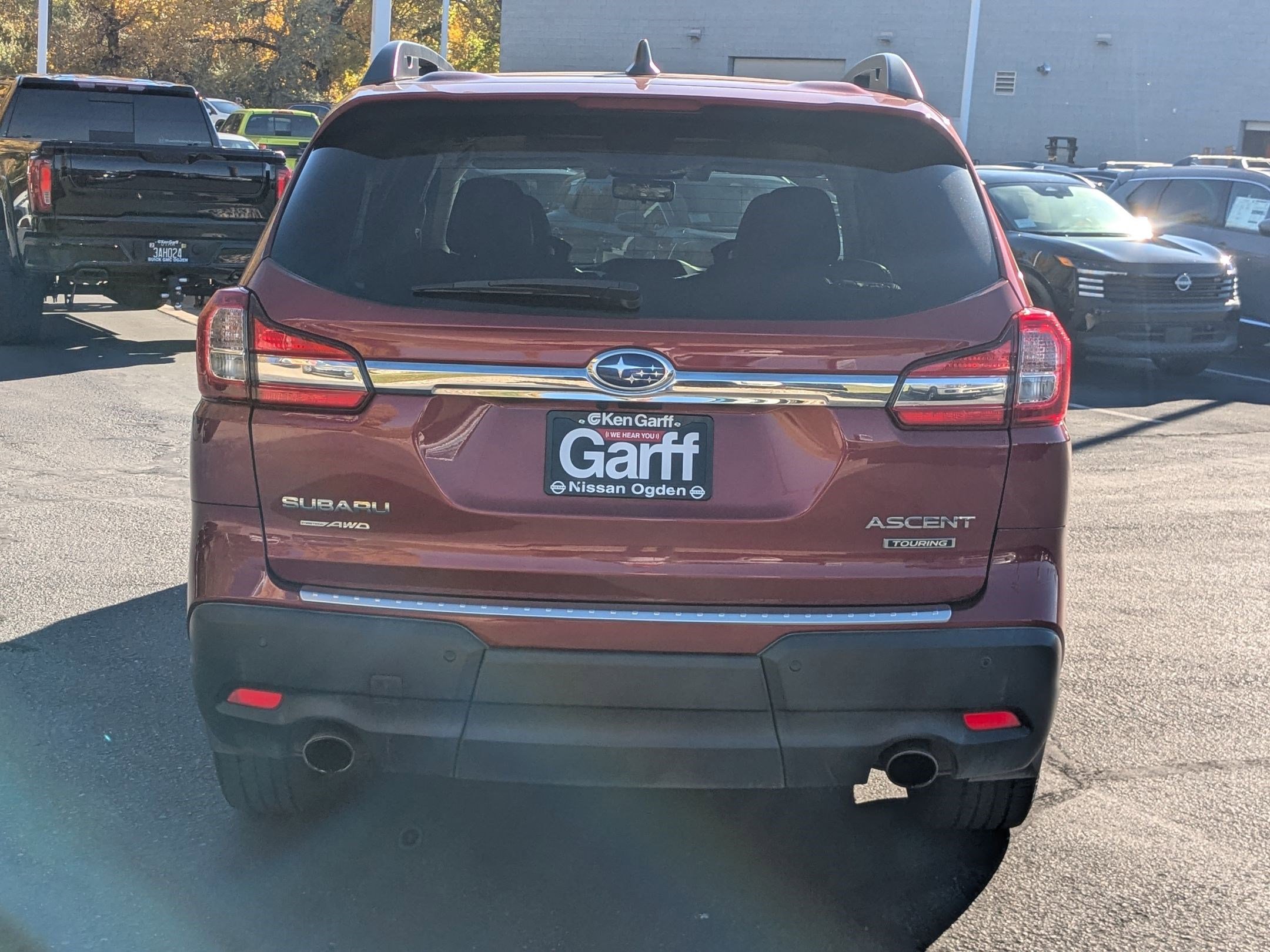 2020 Subaru Ascent Touring photo 3