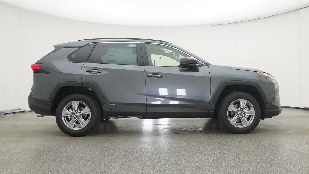 2025 Toyota RAV4 Hybrid LE photo 23
